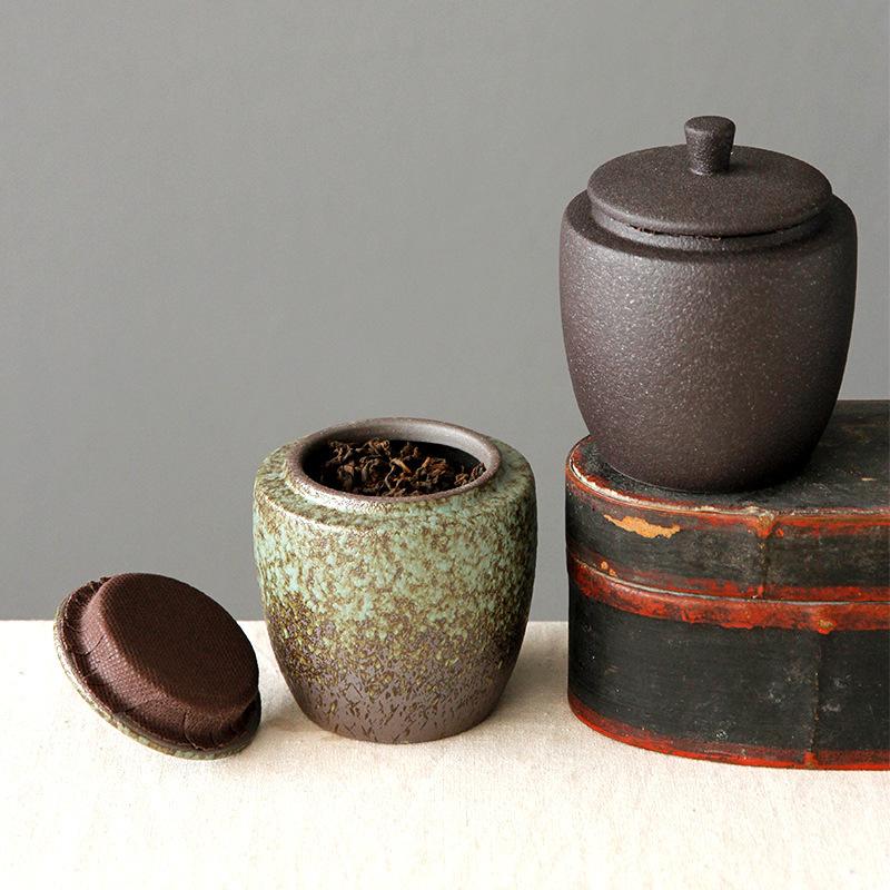 Vintage Ceramic Tea Canister Kitchen Sealed Container Multi-Functional Portable Jar for Candy Nuts Coffee Beans Herbs Storage