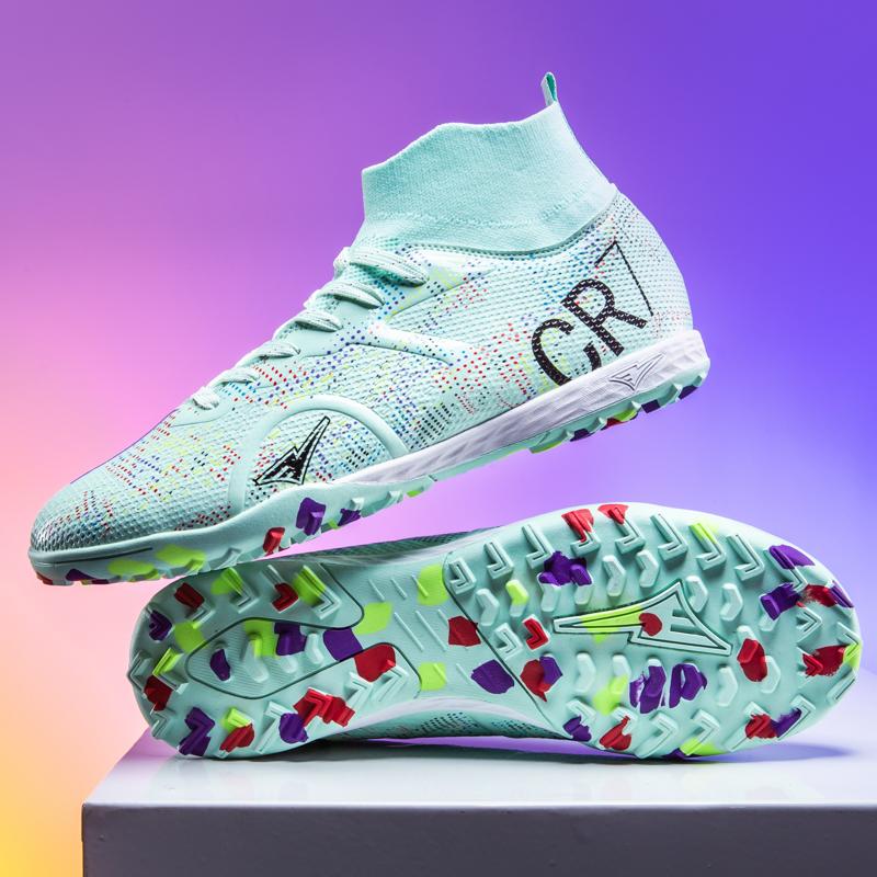 New Low Top Student Football Shoes with Long And Broken Pins for Professional  Training And Matches Youth Sports Shoes CR7