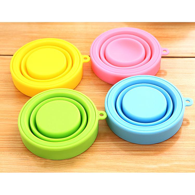 Carefully Selected 130ml Collapsible Silicone Travel Cup with Lid