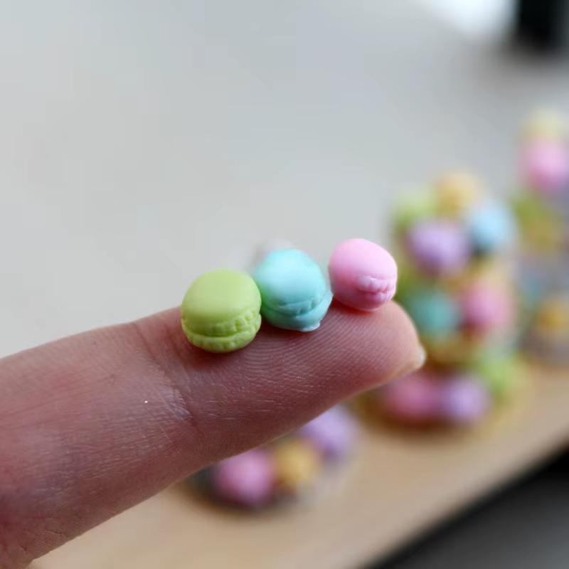 1/12 Scale Cute Mini Macaron Miniature Dollhouse Cake Tripod Pretend Play Simulation Food for Doll Kitchen Toy Accessories