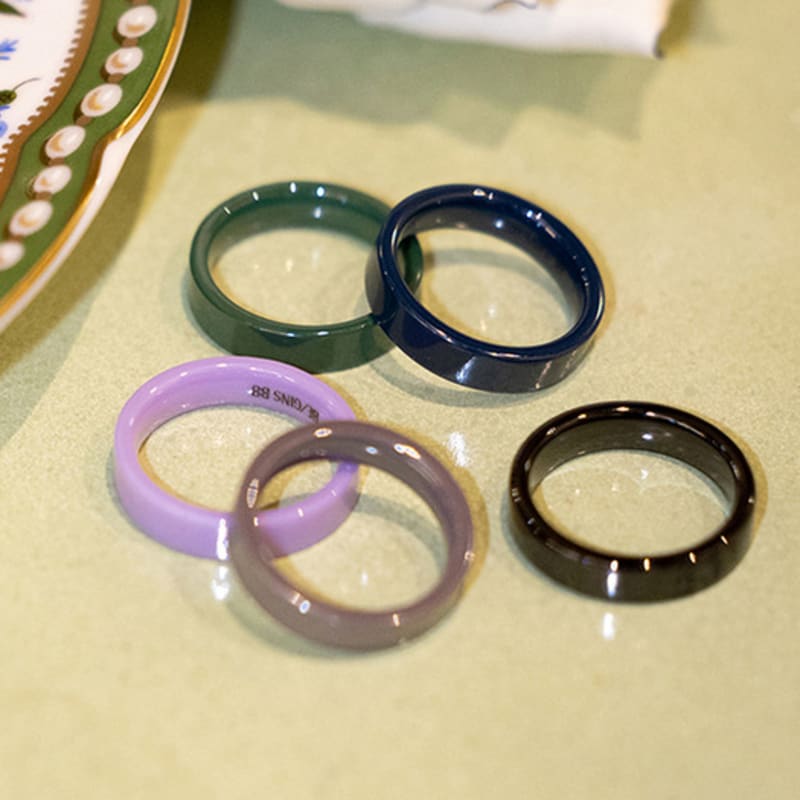 BE/GINS La Ligne Black Ceramic Band Ring