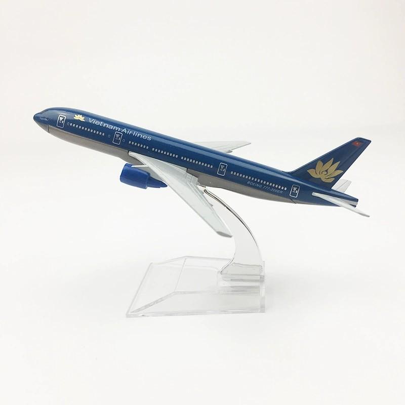 1/400 Aircraft Model Toys B777 Vietnam Airways 16cm Metal  Replica 777 Model Aviation Toy Airplane Model Building Kits for Kids