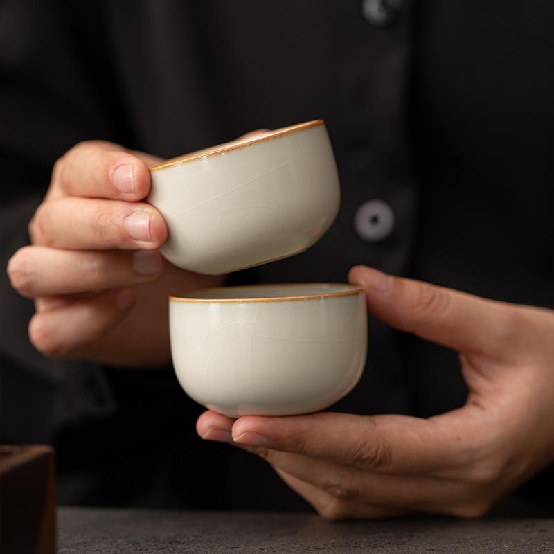 Ru Kiln Beige Kung Fu Master Cup High-end Retro Tea Cup Simple Household Opening Can Raise Tea Cup Tea Cup Single