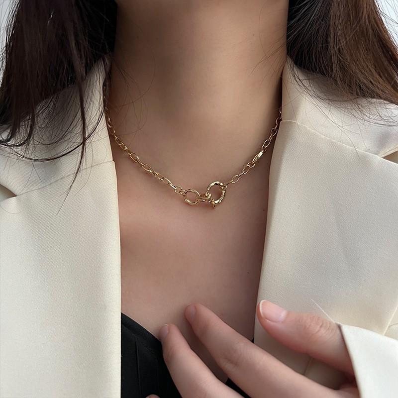 Simple Temperament Golden Beanie Necklace Female