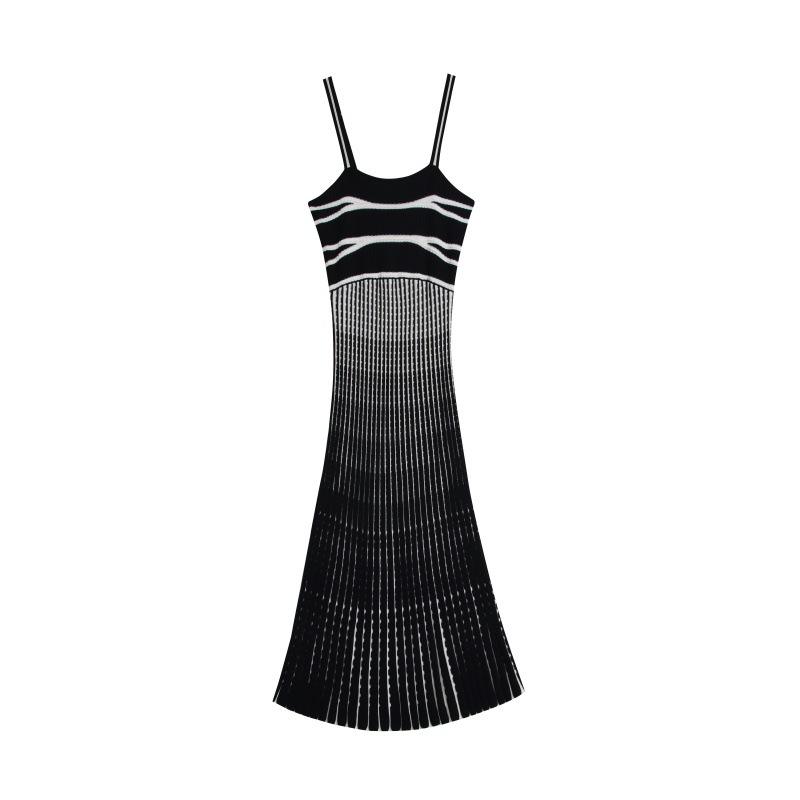 Cross-border foreign trade factory spring and summer elegant black sleeveless A-shaped pullover striped medium and long knitted dress