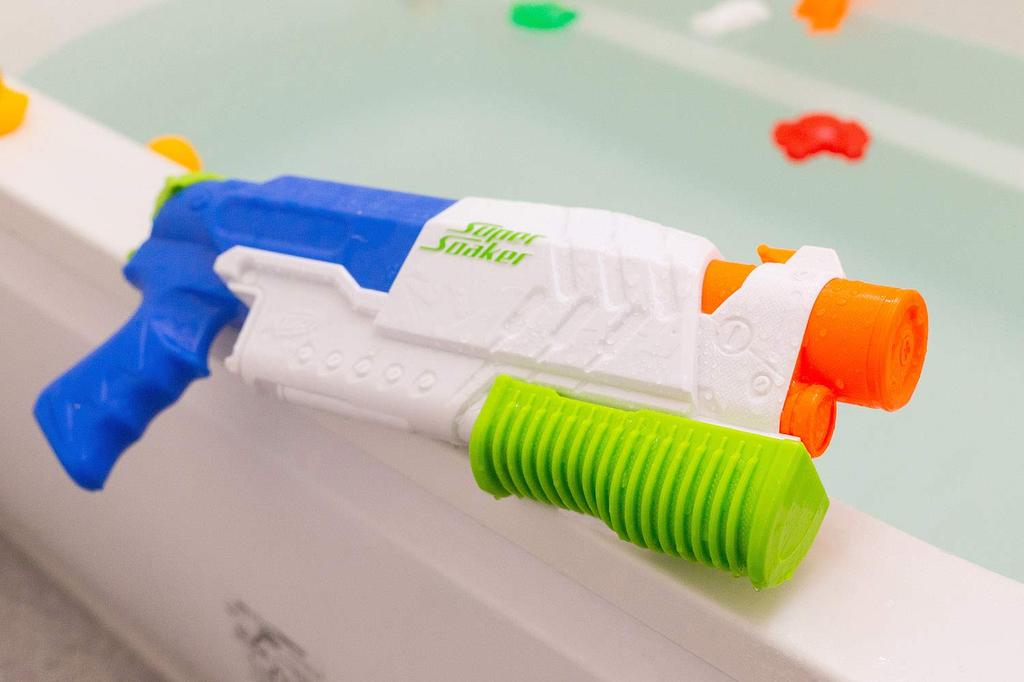 Nerf Super Soaker Scatter Blast Water Blaster A5832, Authentic