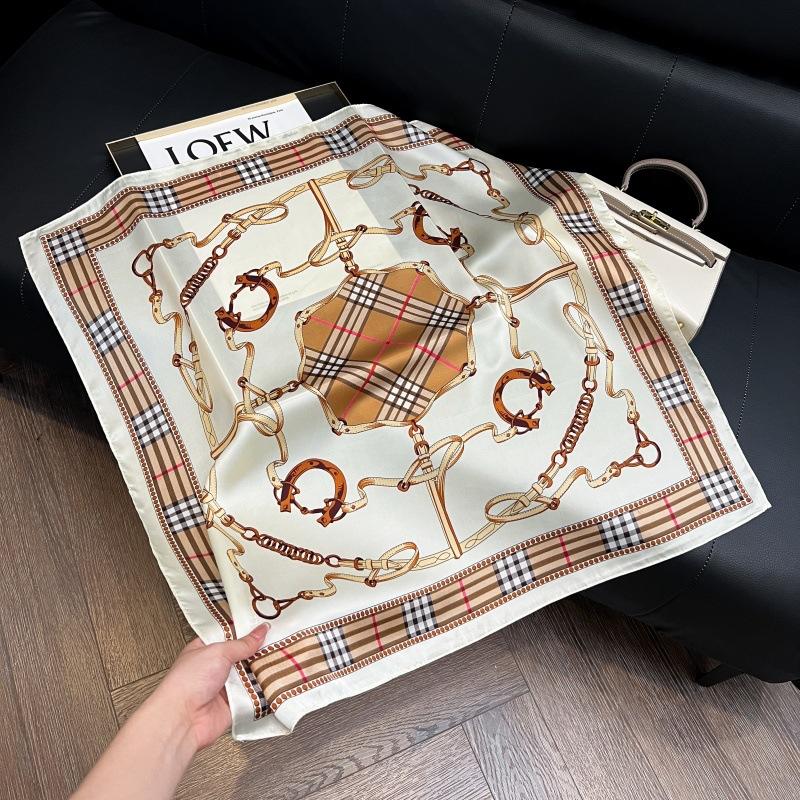 New silk scarf women's fashion versatile high-end small square scarf Korean version neck protection scarf spring and autumn retro scarf binding bag