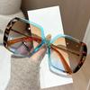 Trendige quadratische Damen-Sonnenbrille: Europäischer & Amerikanischer Stil, Schillernder Großer Rahmen