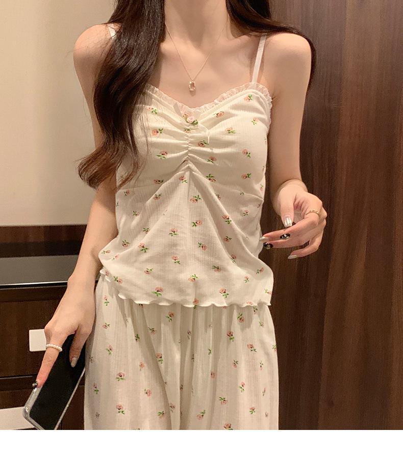 Hot-Selling 2024 Women's Long Sleeve Floral Pajama Set - Sexy Spring & Autumn Three-Piece with Chest Pads