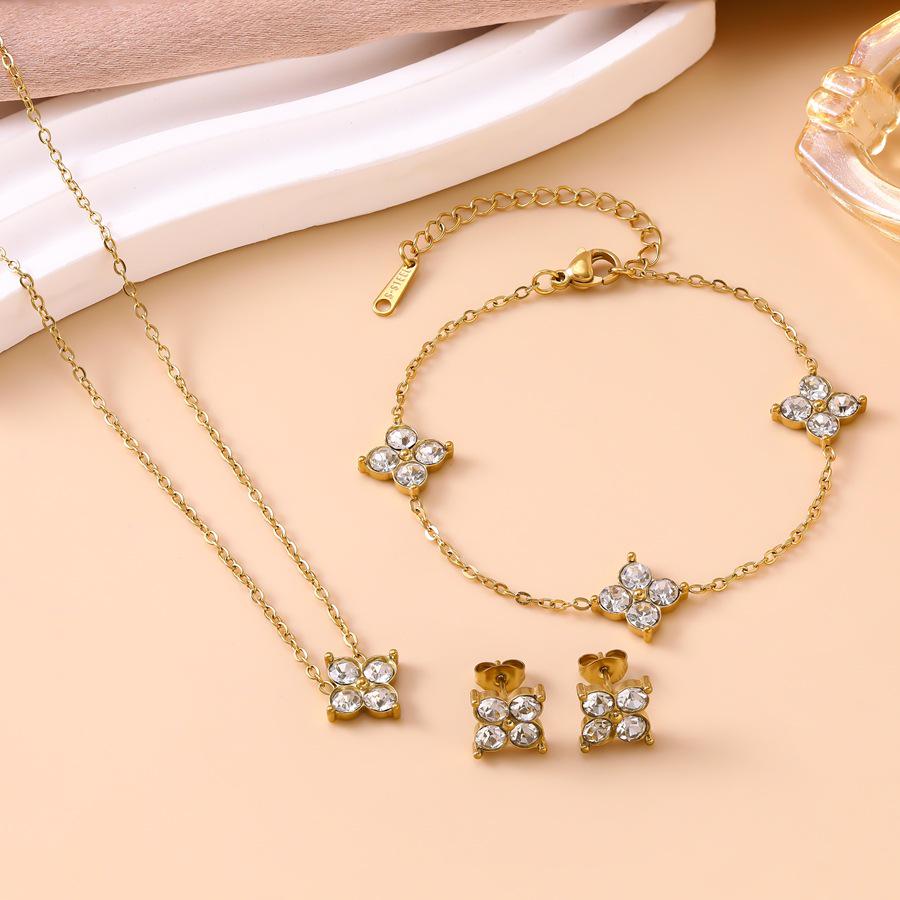 Zircon Four-Leaf Clover Jewelry Set: Bracelet, Necklace & Earrings In Luxury Diamond-Inlaid Stainless Steel