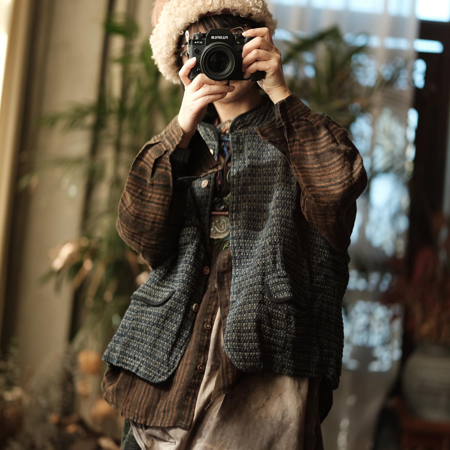 

Johnature Women Vintage Coats Old Blue Stand Button Pockets Chinese Style Female Coats One Size