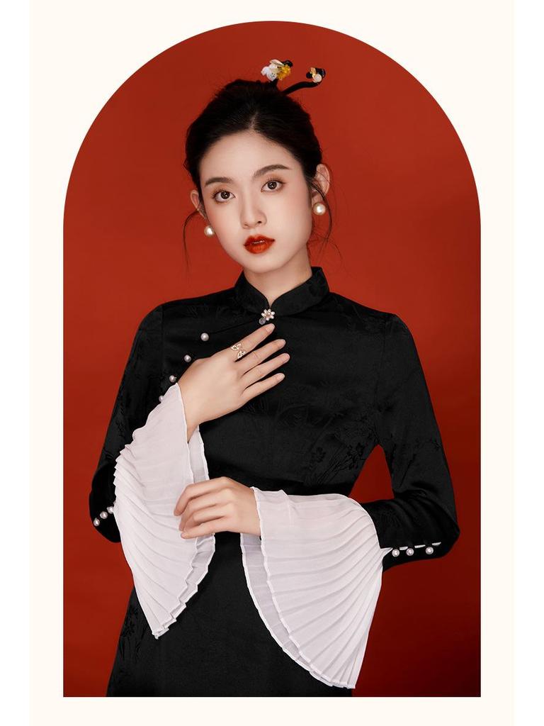 Nou Cheongsam de damă în stil chinezesc cu mâneci lotus jacquard 2024 - Acum caută agenți