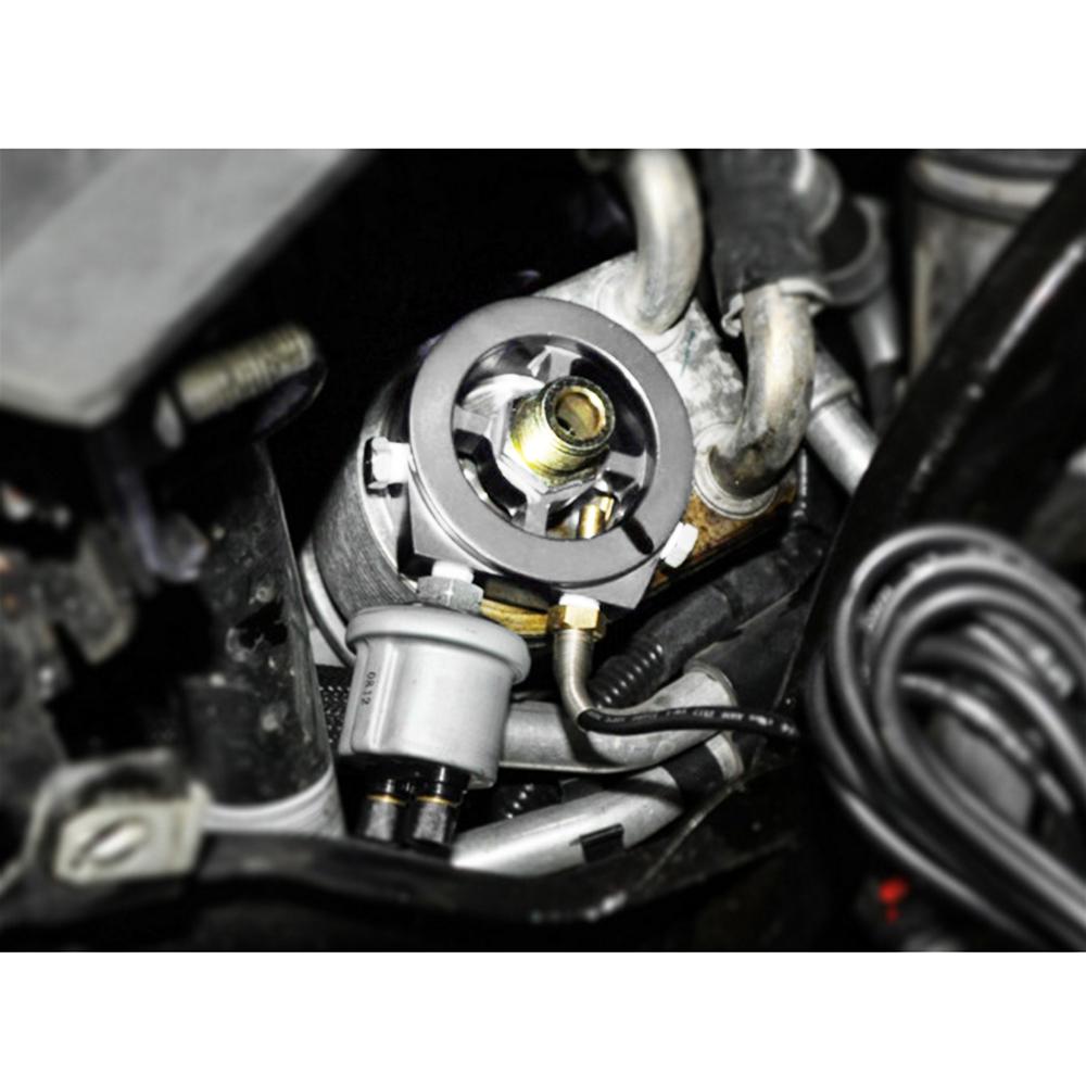 Univerzální adaptér sendvičové desky chladiče automobilového olejového filtru pro teplotu oleje a tlak oleje