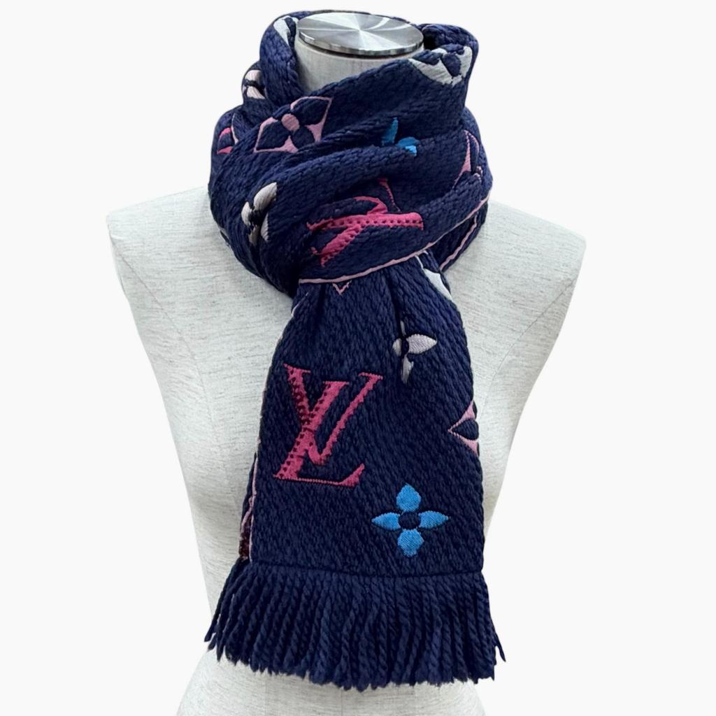 Great LOUIS VUITTON Scarf Escalp Logo Mania Navy Wool Women M70899 Used