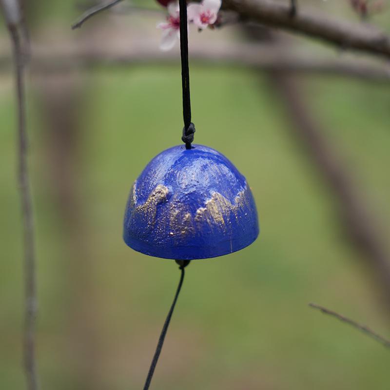 Asian Style Cast Iron Wind Chime: Retro Outdoor Balcony or Camping Ornament Bell