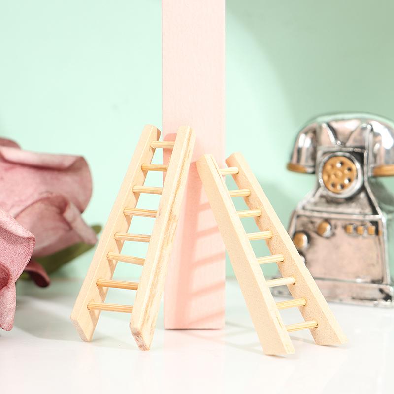 Odoria 1/12 Miniatur-Holzleiter Für Puppenhäuser – 4x5x12,5 Cm, Handgemacht, Perfekt Für DIY & Deko