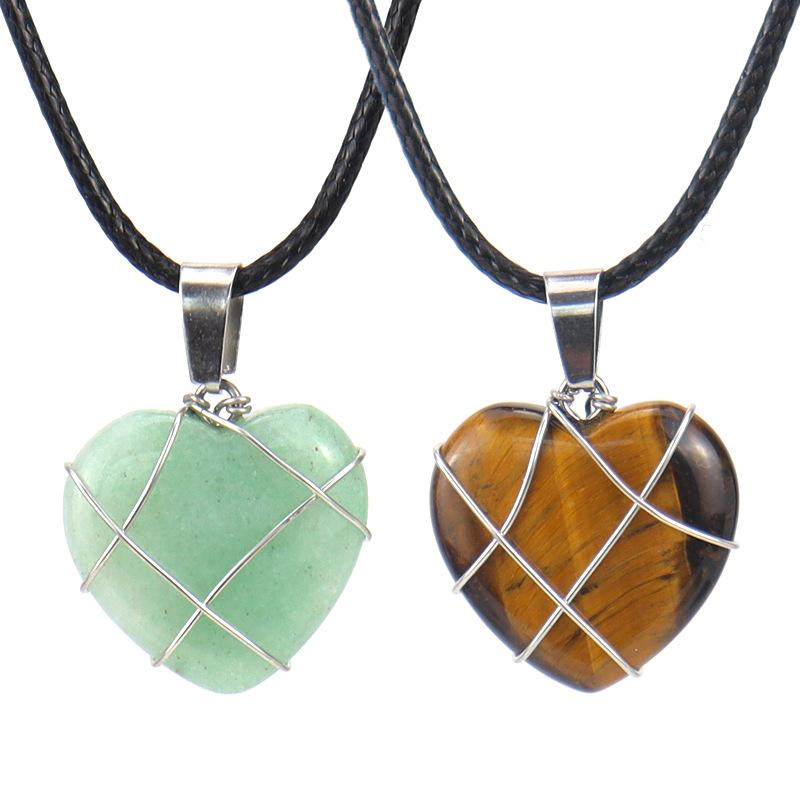 Handmade Copper Wire Winding Natural Crystal Barbie Love Necklace Cute Heart Necklace N567