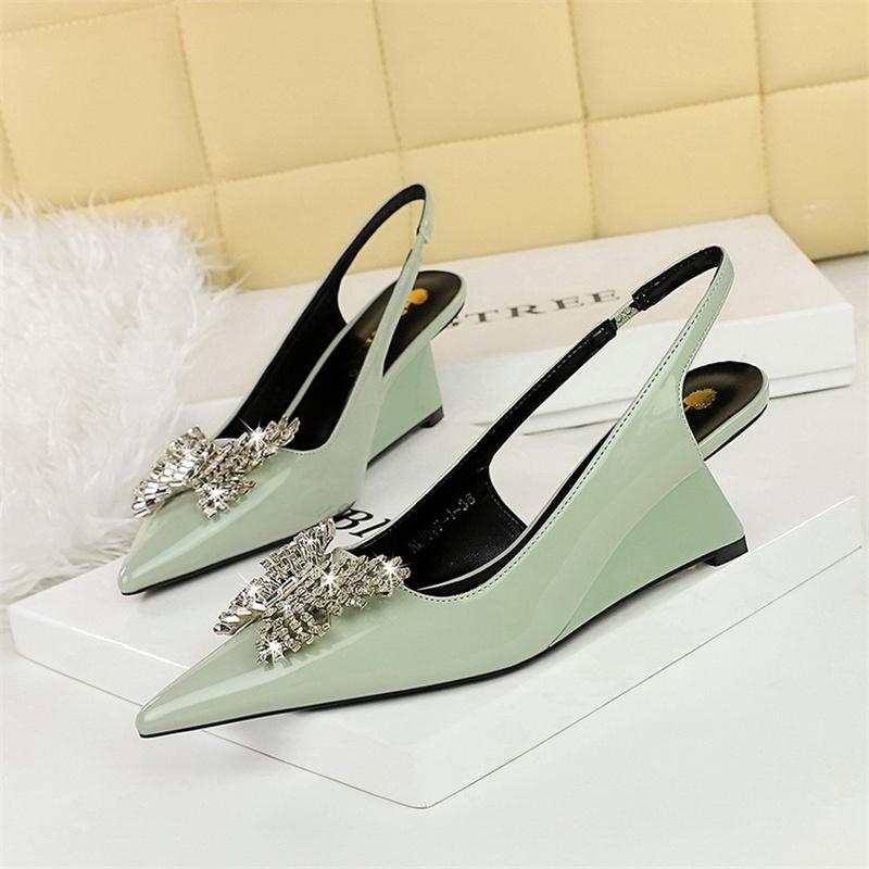 New Wedges Patent Leather Shallow Pointed Toe High Heels Sandals Hollow Back Straps Metal Crystal Bow Ladies Single Shoes