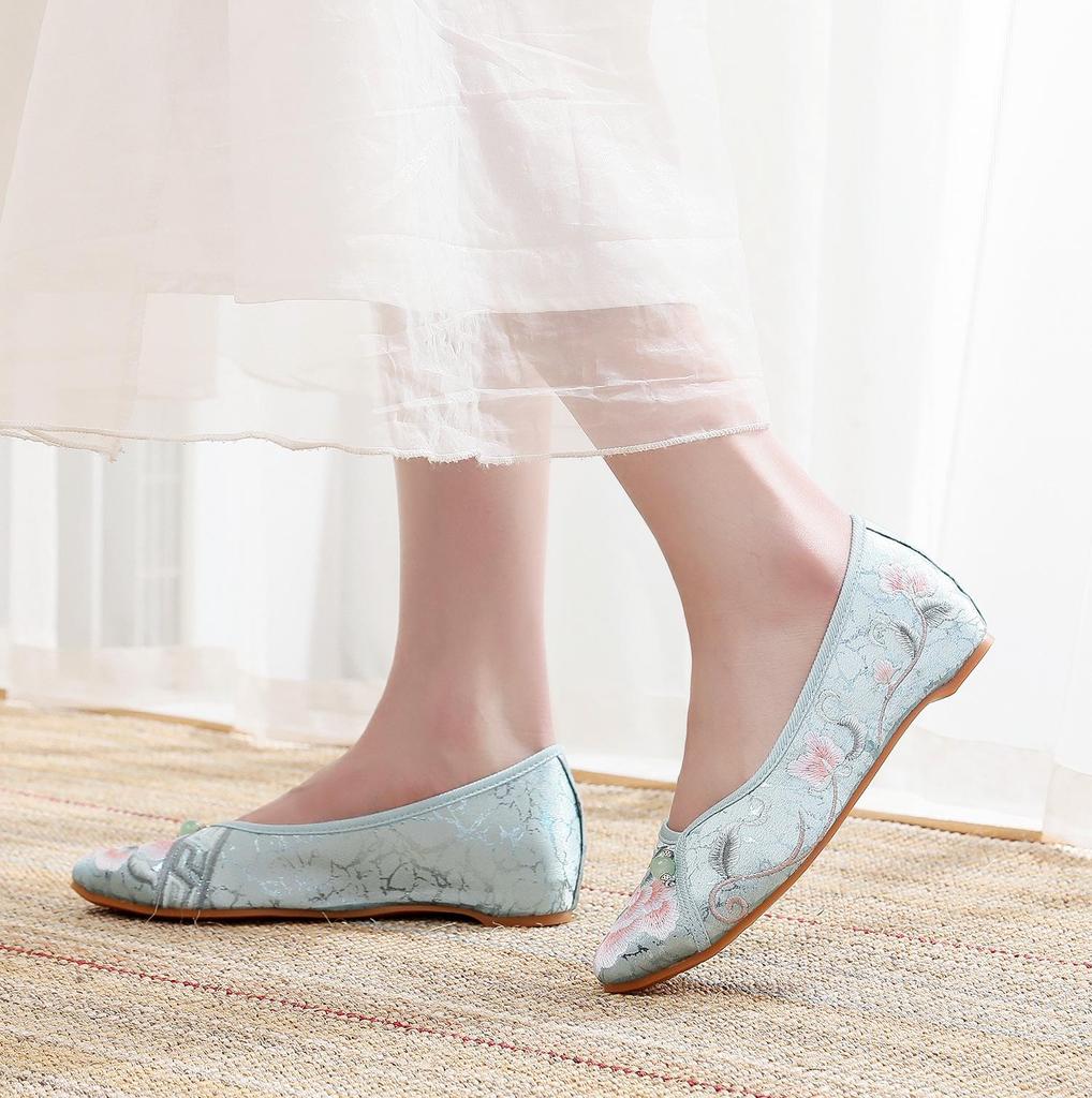 Ruyu 2024 Jaro/Léto Dámské Vyšívané Látkové Boty ve Starém Pekingském Stylu se Špičkou pro Cheongsam