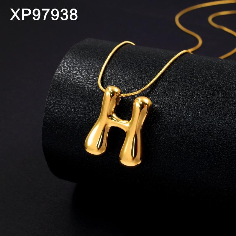 Personalized Gold-Plated Titanium Letter Necklace for Women - Fashionable Clavicle Chain Jewelry