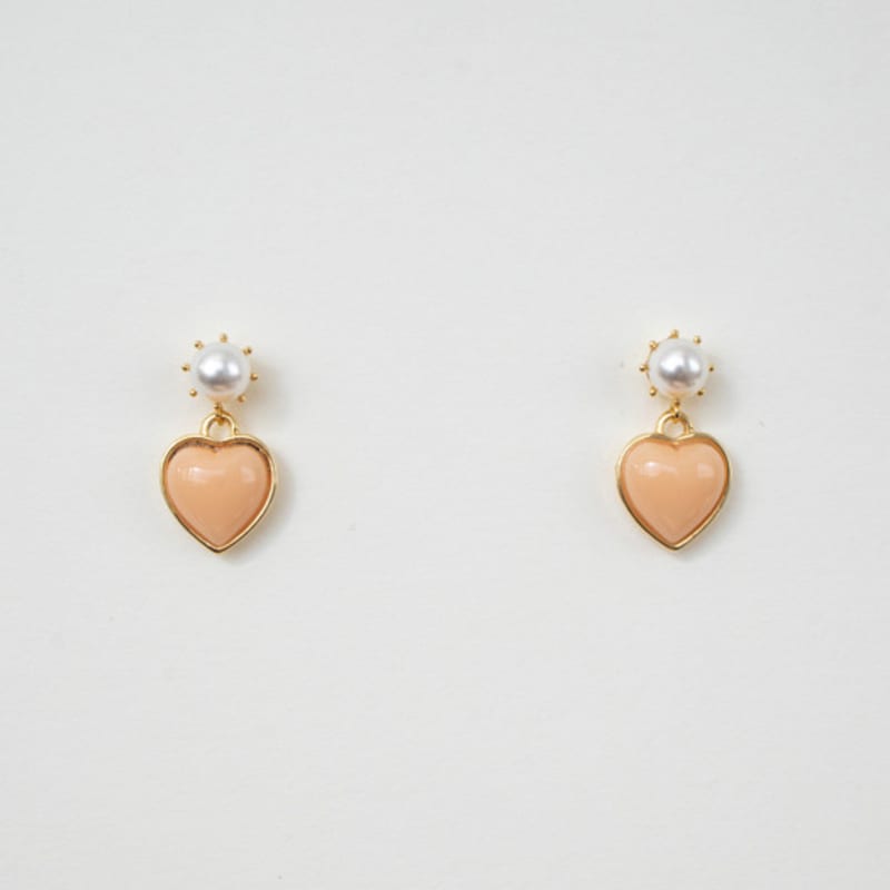 MERRYMOTIVE Coral Heart Pearl Earring