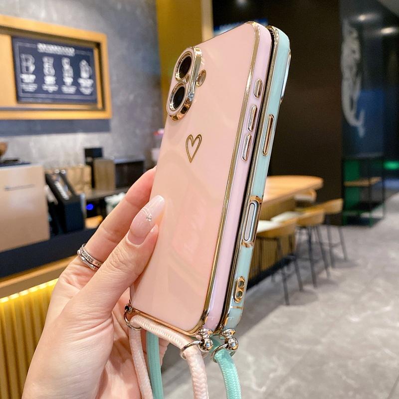 Husă Moale TPU cu Placare cu Imprimeu Inimă Iubire Pentru iPhone 16 Pro Max 15 Pro 14 Pro 13 12 11 Șnur Crossbody Rezistentă la Șocuri Protecție Obiectiv Husă Luciosă pentru Telefon