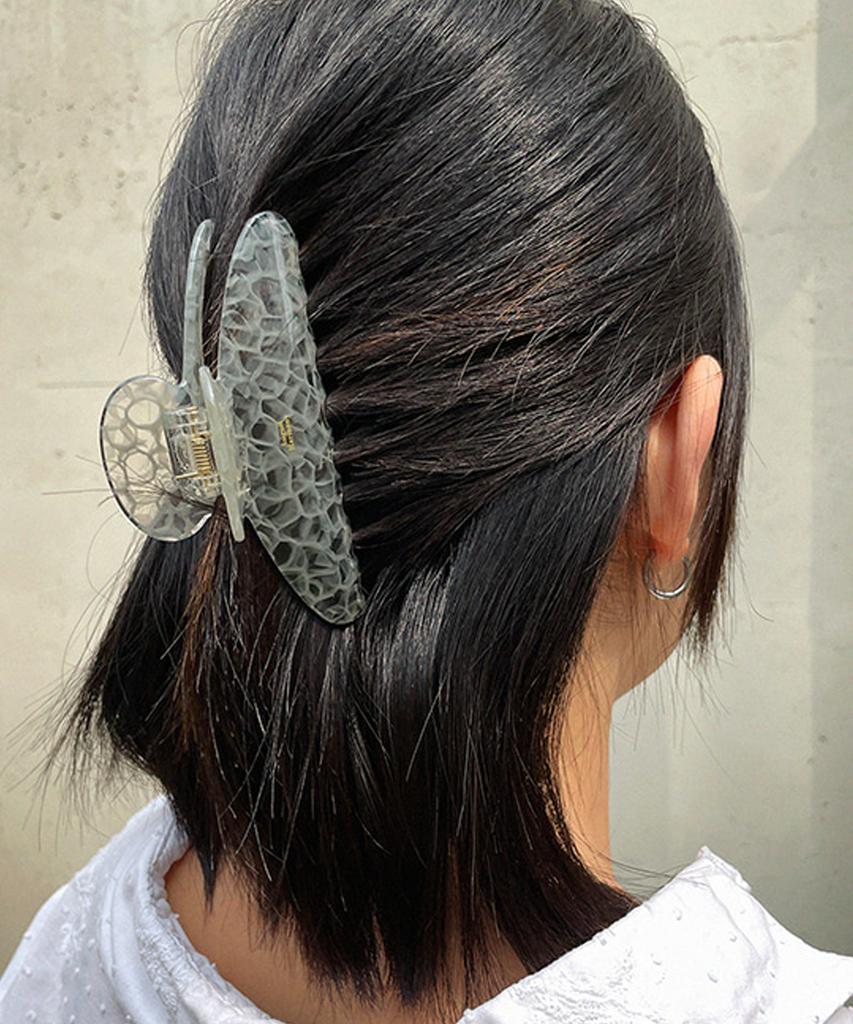 August Harmony Crystal Hair Claw-Gray