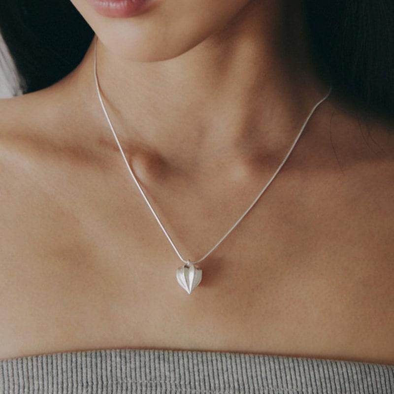 Enuff (silver 925) Plum Necklace