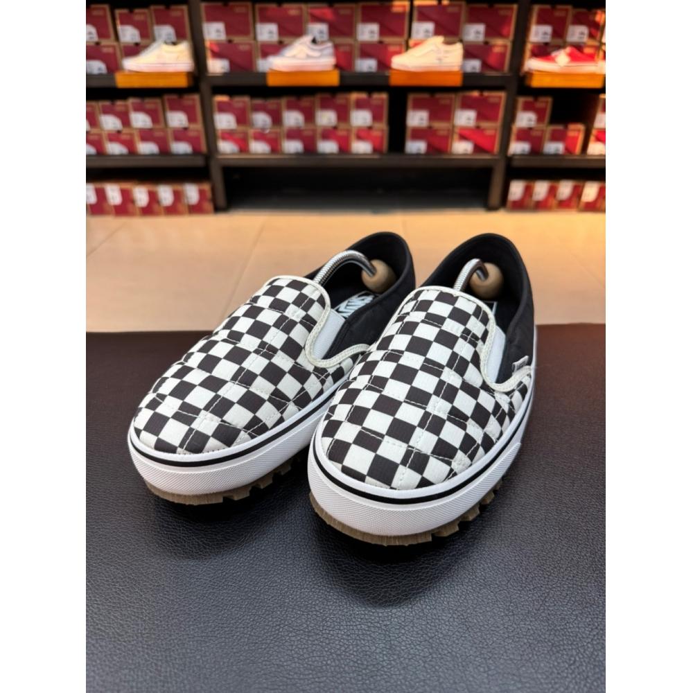 

Тапочки Snow Lodge Vansguard унисекс Тапочки Snow Lodge Vansguard Vn0a5ji2p53 blacks/260