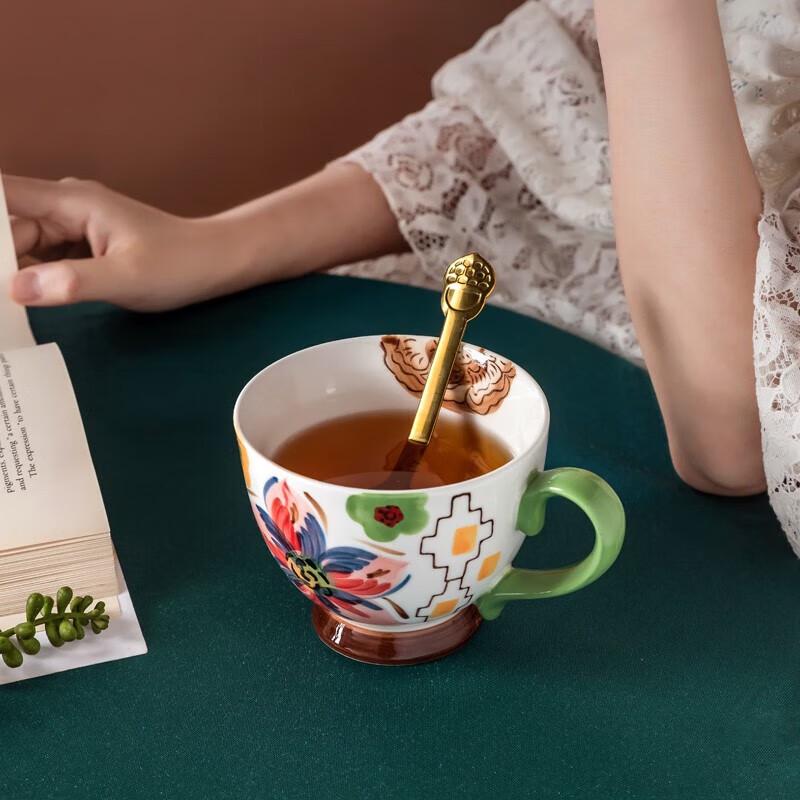 JOYYE Flower Jade Hand-Painted Ceramic Mug with Spoon
