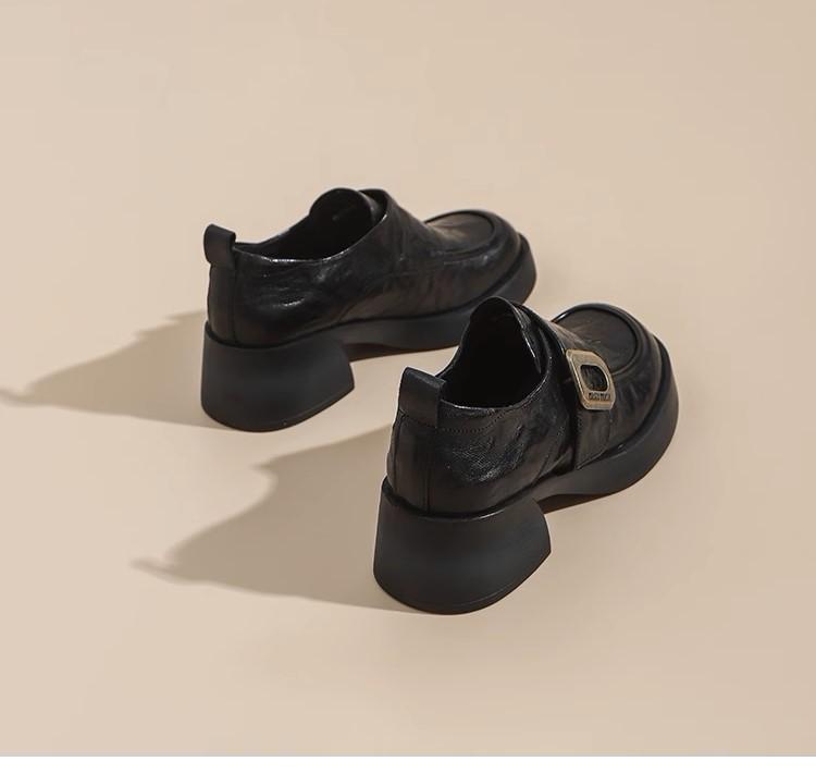 Womens Derby Shoes Autumn Slip-on Casual Female Sneakers Loafers With Fur Clogs Platform Shallow Mouth Round Toe British Style