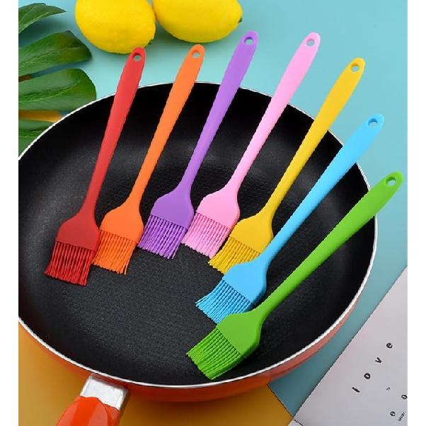 Silicon Basting Brushes, Heat Resistant Pastry Brushes, Spread Oil Butter Sauce Marinades for BBQ Grill Barbeque & Kitchen Baking (Green)