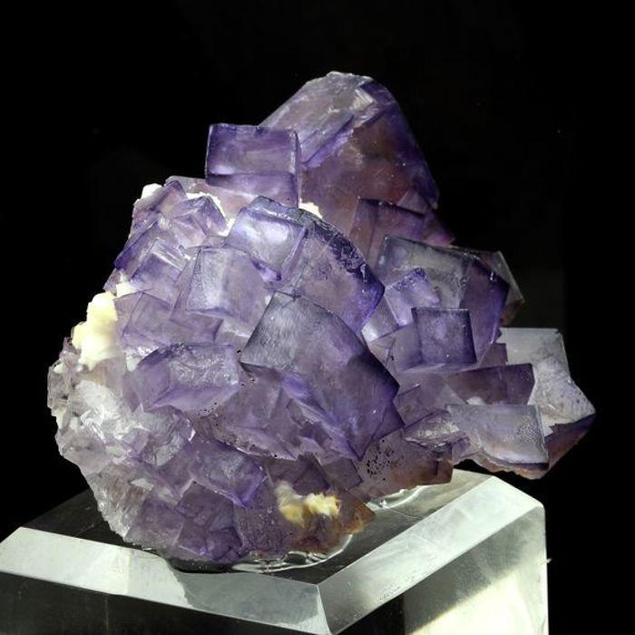 Pierres et Minéraux. Fluorite. 500.0 ct. Taourirt Province, L'oriental Region, Maroc.