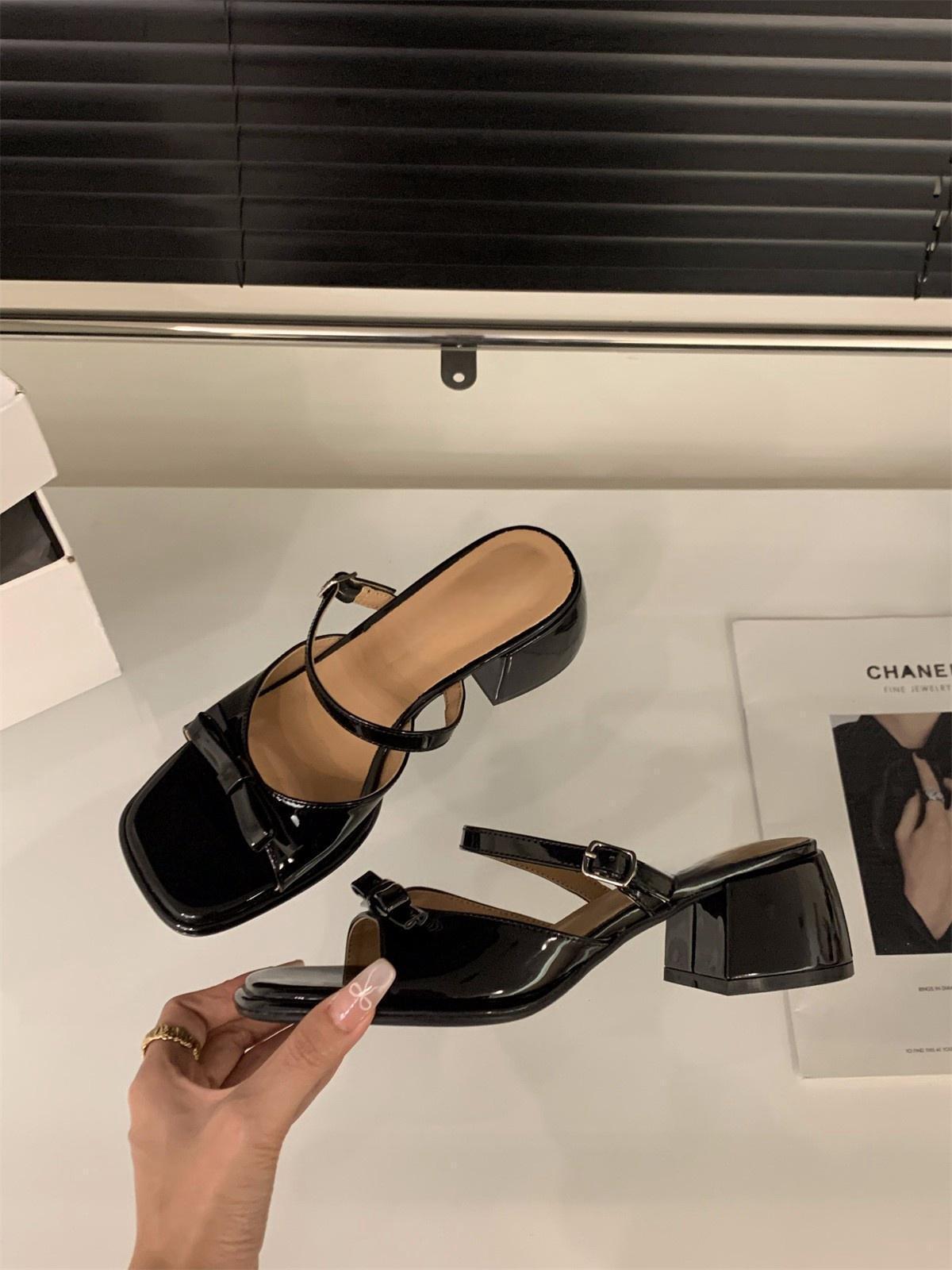 

Французские туфли на среднем каблуке с одним словом, классные туфли-феи, новинка 2024 года, летние босоножки с бантом и розовым принтом 40 чёрный