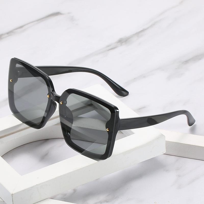 Square Sunglasses Women'S Retro Rice Nails Personalized Small Sunglasses Rectangular Glasses