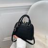 Fashionable Minimalist Shell Bag Stylish Crossbody For Casual Daily Commuting