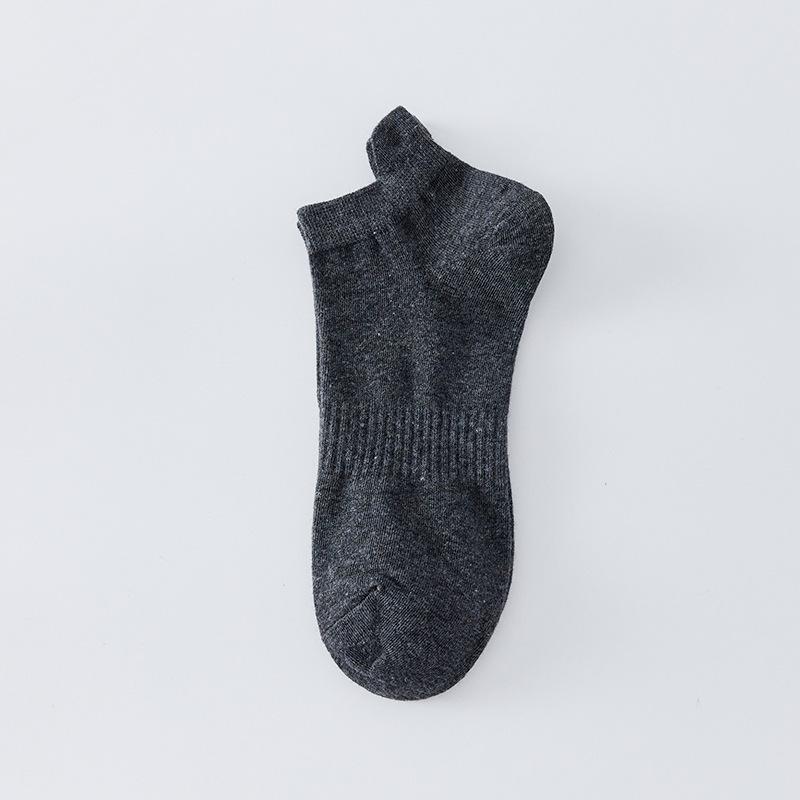 

Мужские хлопковые спортивные носки больших размеров - Легкие, Влагоотводящие, Дышащие, Очень большие, От юношеского до среднего возраста. Large (39-46) темно-серого