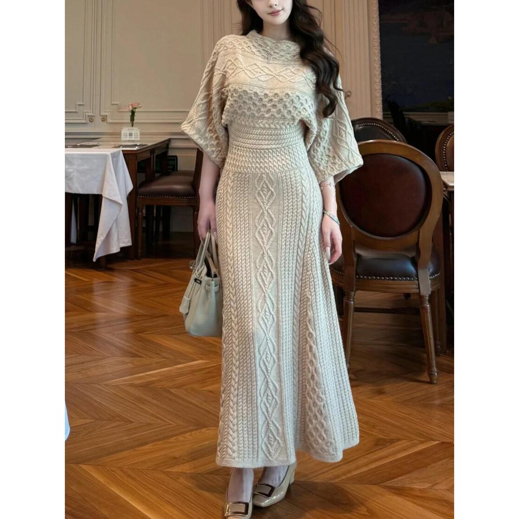 Elegant French-Inspired Waist-Cinching White Knit Dress
