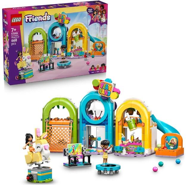 Конструктор LEGO Friends 42686 Необычная комната для игр