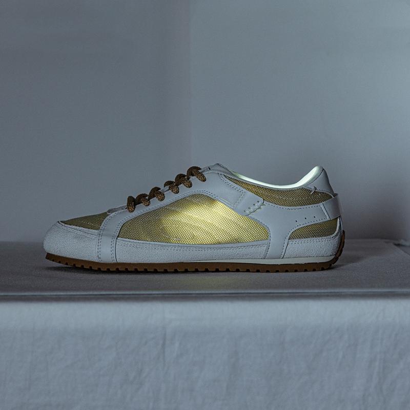 Modne damskie sneakersy AIYUQI 2025 Nowe płaskie buty treningowe dla kobiet Moralne Buty na co dzień Antypoślizgowe Duże rozmiary Sneakersy Buty dla kobiet