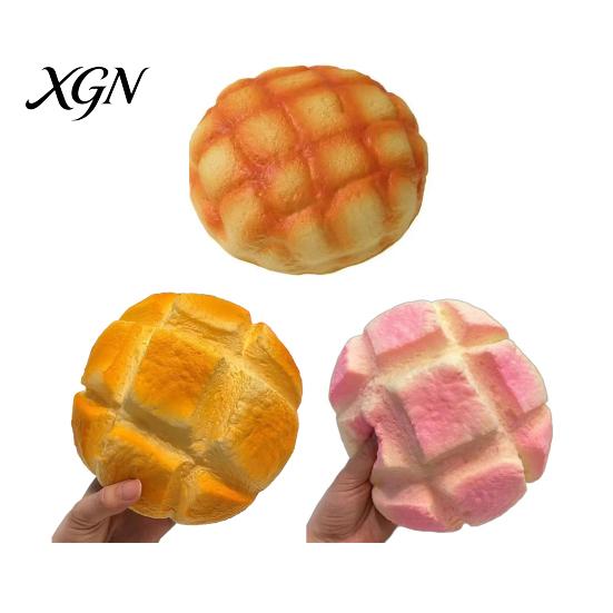 Cute Food Squeeze Toys Decompression Toy Slow Rebound Pineapple Bun Soft Stress Relief Elastic Fidget Realistic Desktop Ornament Gifts Bread