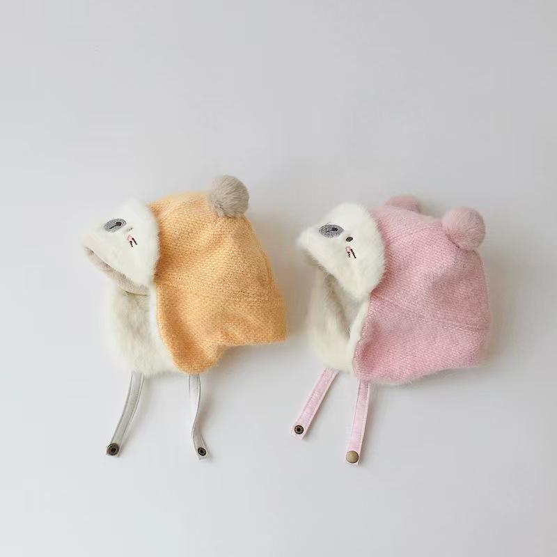 Bezaubernde Samt-Ohrenklappen-Wintermütze für Babys – Dick, warm und im niedlichen Lei Feng-Stil für Jungen und Mädchen