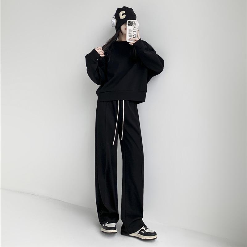 Женский спортивный и досуговый комплект с капюшоном — фото 4