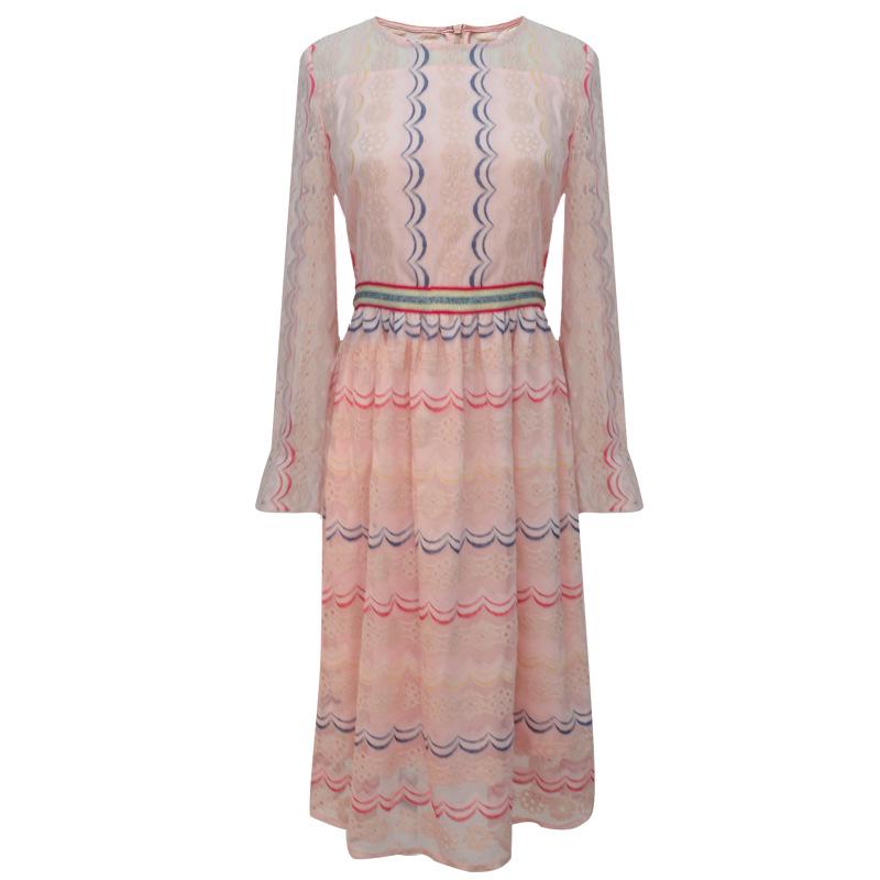 

Весеннее кружевное платье в гонконгском стиле 2023 года - Элегантный темперамент, Большой размер до 200 цзиней XL