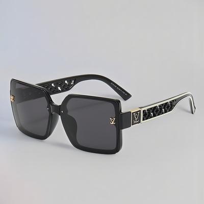 Luxury Designer Sunglasses Women Square Vintage Elegant Cute Shades Glasses Trendy Travel Party Fashion Brand