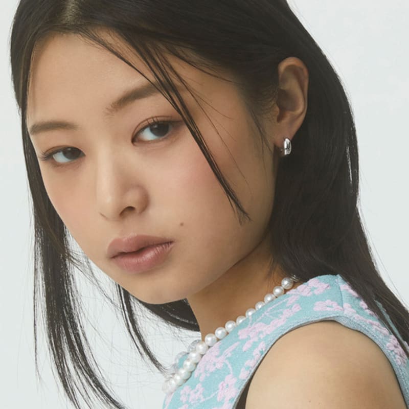 NEUF PIECE ASTERISK ONE TOUCH EARRINGS / small