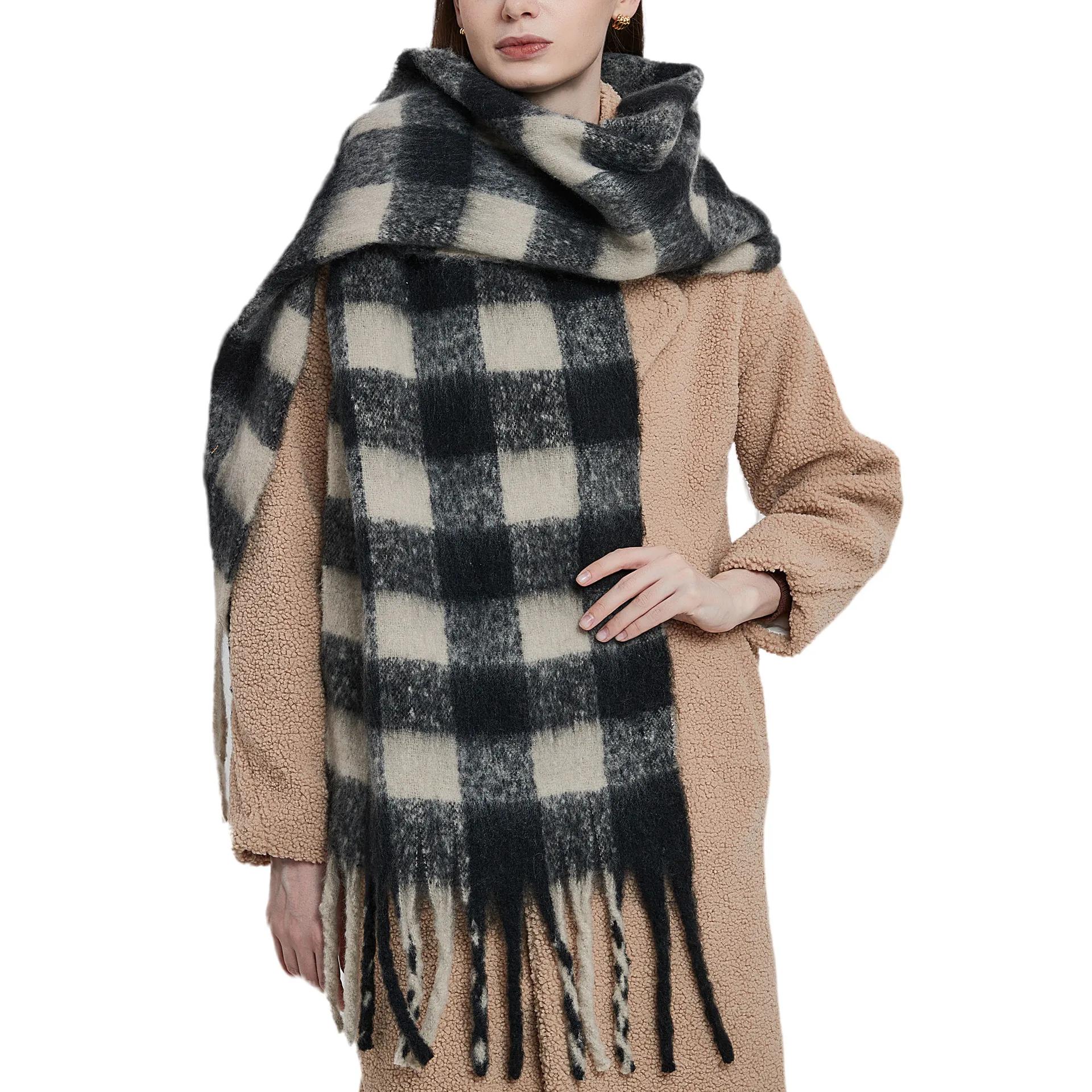 

2025 New Women Plaid Scarf Winter Warm Shawls Cashmere Thicked Wrap Ladies Long Tassel Blanket Scarves Bufanda