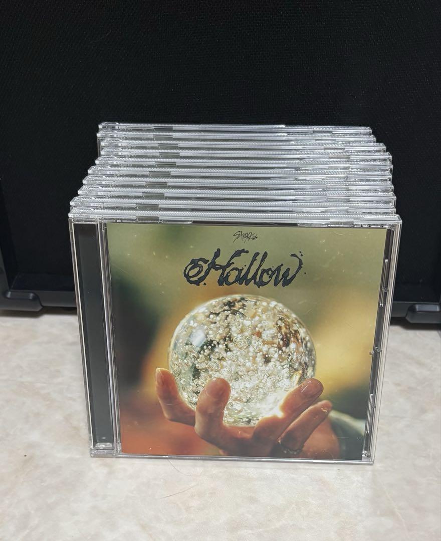 

[USED] straykids CD Hollow