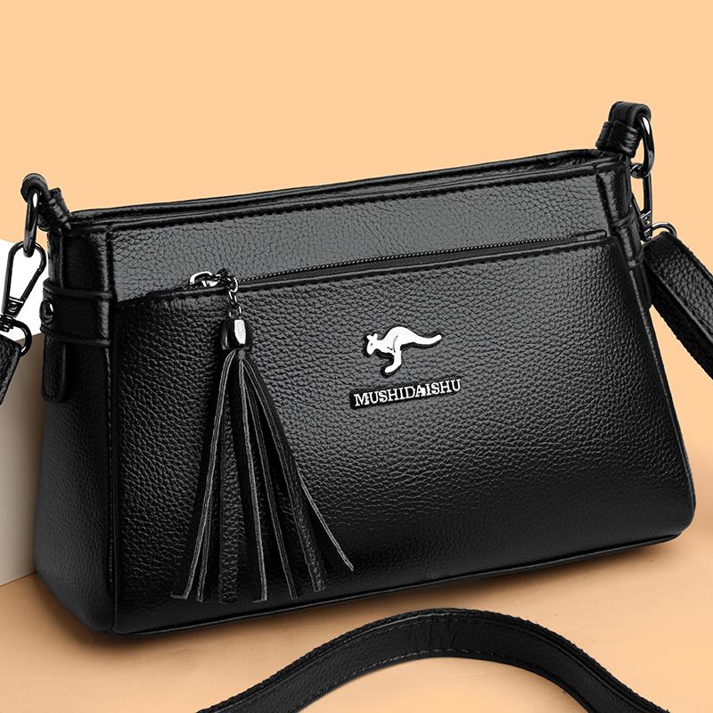 Simple Women's Shoulder Bag, Fashionable Tassel Hanging Pendant, Crossbody Bag, Retro Shoulder Bag, Suitable for Daily Use and Shopping