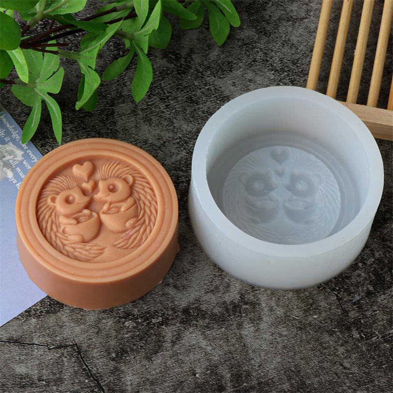 Round Relief Animal Cat Dog Modeling Silicone Soap Mold DIY Hedgehog Panda Candle Fondant Chocolate Baking Mould